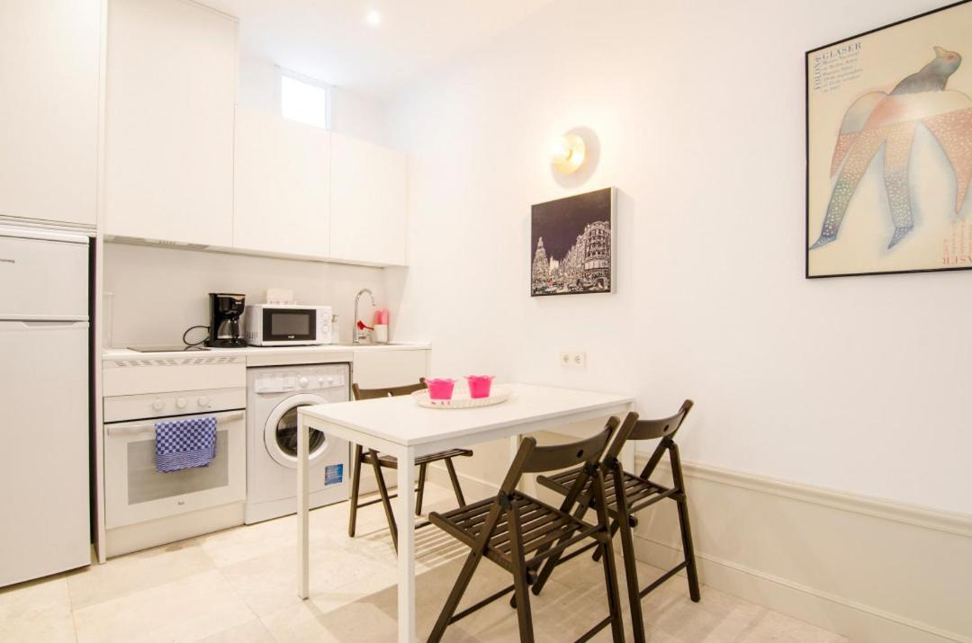 Valverde Apartment Madryt Zewnętrze zdjęcie